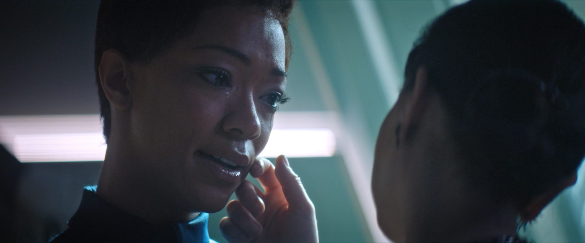 extant_StarTrekDiscovery_2x13-SuchSweetSorrowPart1_03847.jpg