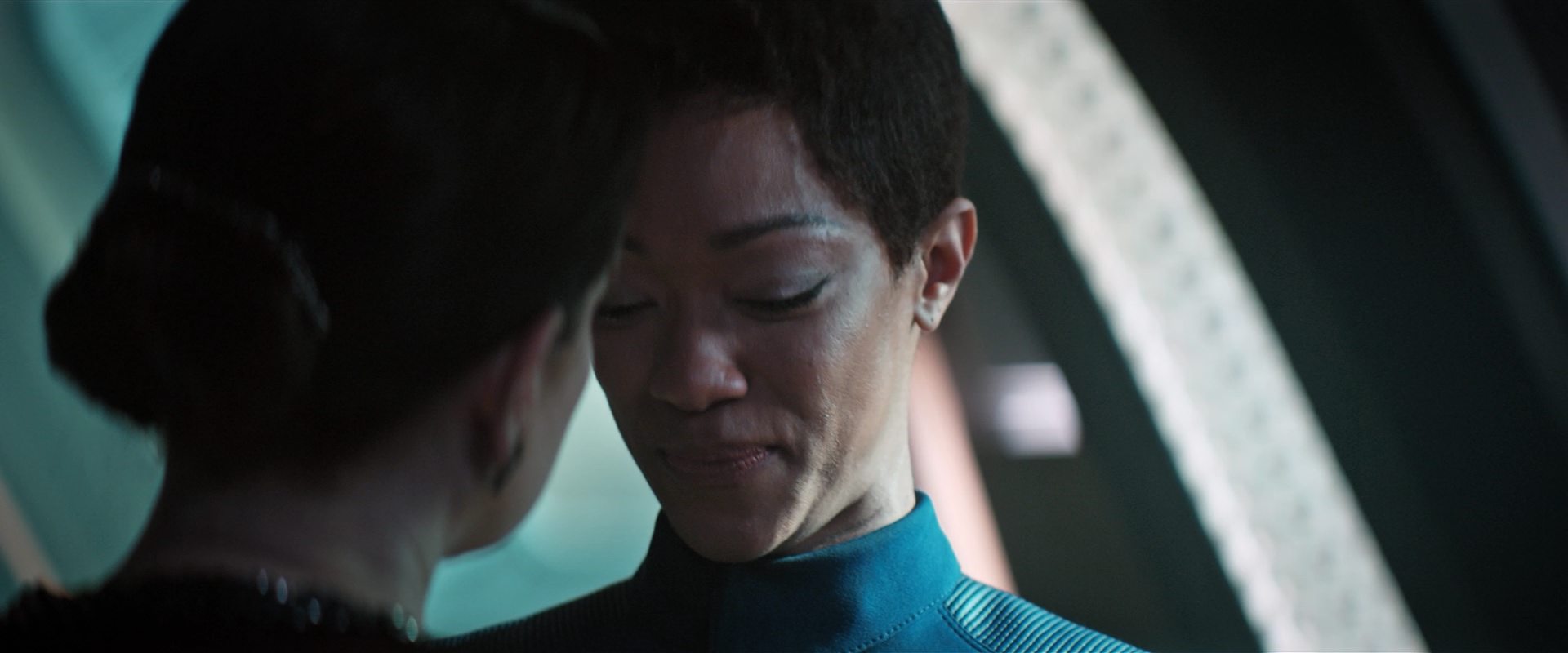 extant_StarTrekDiscovery_2x13-SuchSweetSorrowPart1_03915.jpg