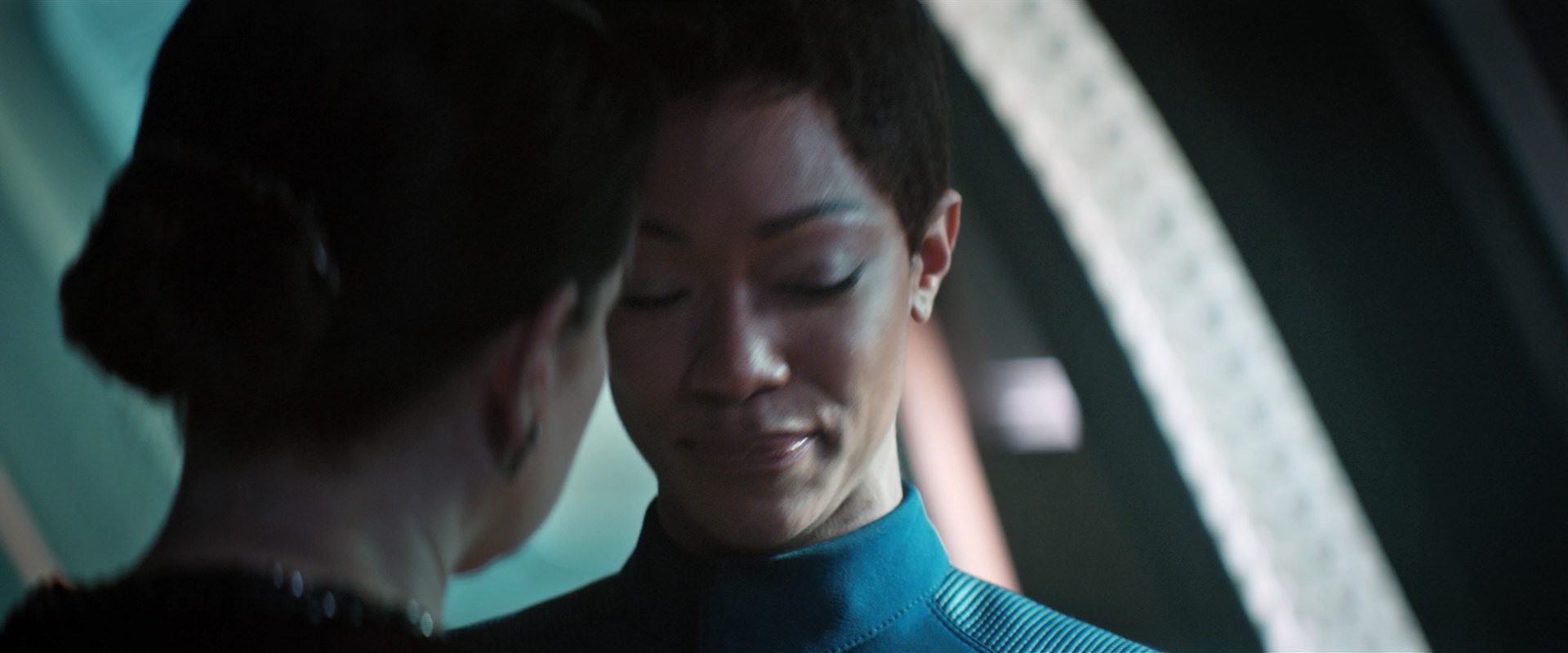 extant_StarTrekDiscovery_2x13-SuchSweetSorrowPart1_03916.jpg
