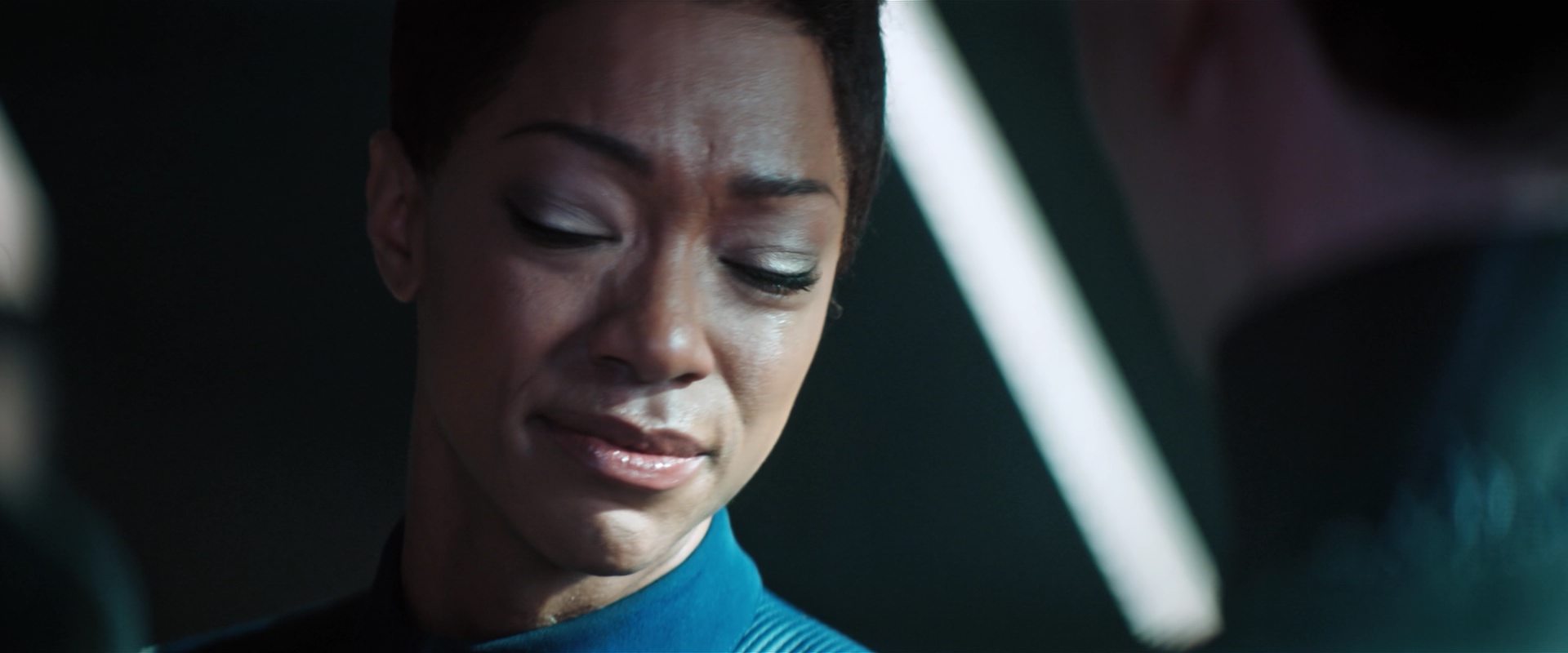 extant_StarTrekDiscovery_2x13-SuchSweetSorrowPart1_03952.jpg