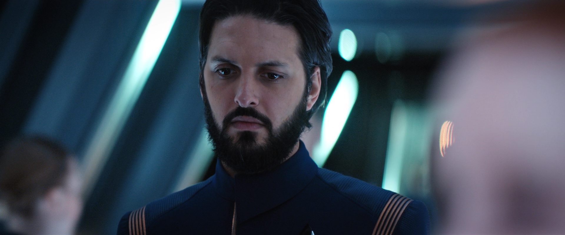 extant_StarTrekDiscovery_2x13-SuchSweetSorrowPart1_04258.jpg