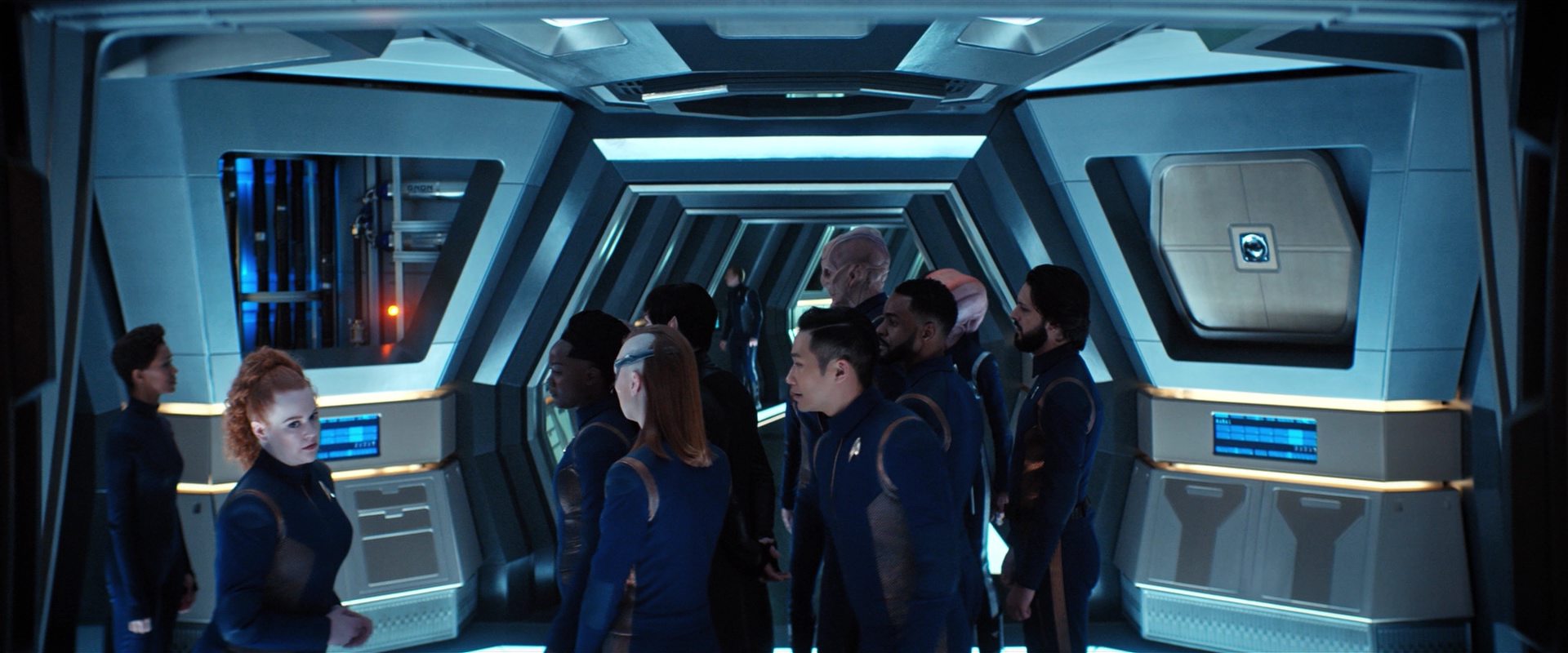 extant_StarTrekDiscovery_2x13-SuchSweetSorrowPart1_04306.jpg