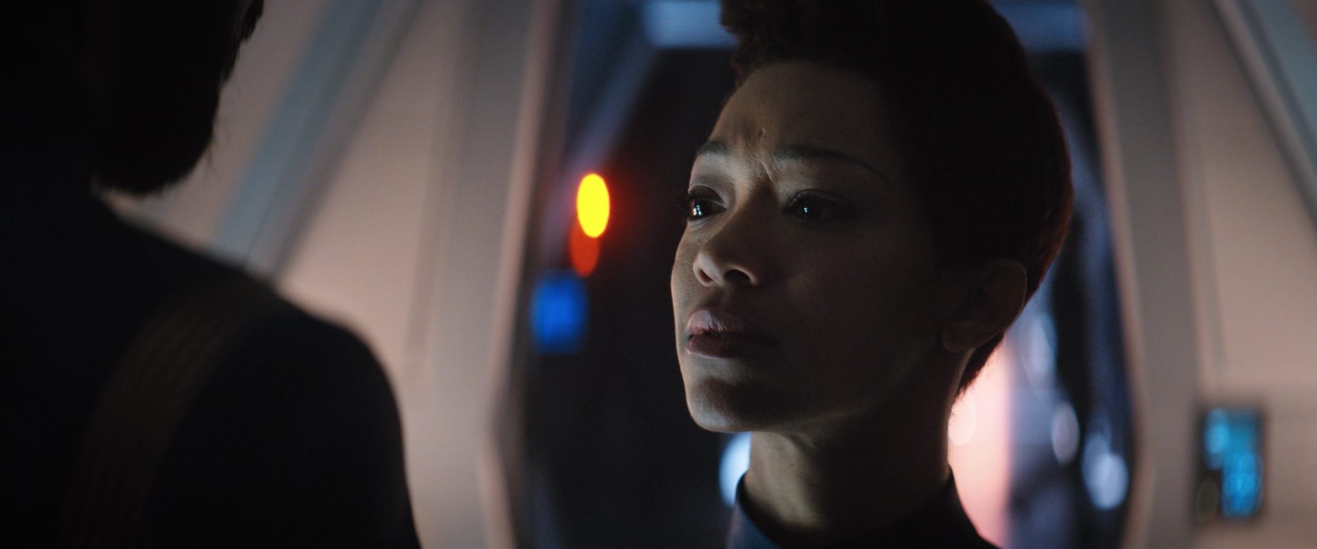 extant_StarTrekDiscovery_2x13-SuchSweetSorrowPart1_04376.jpg