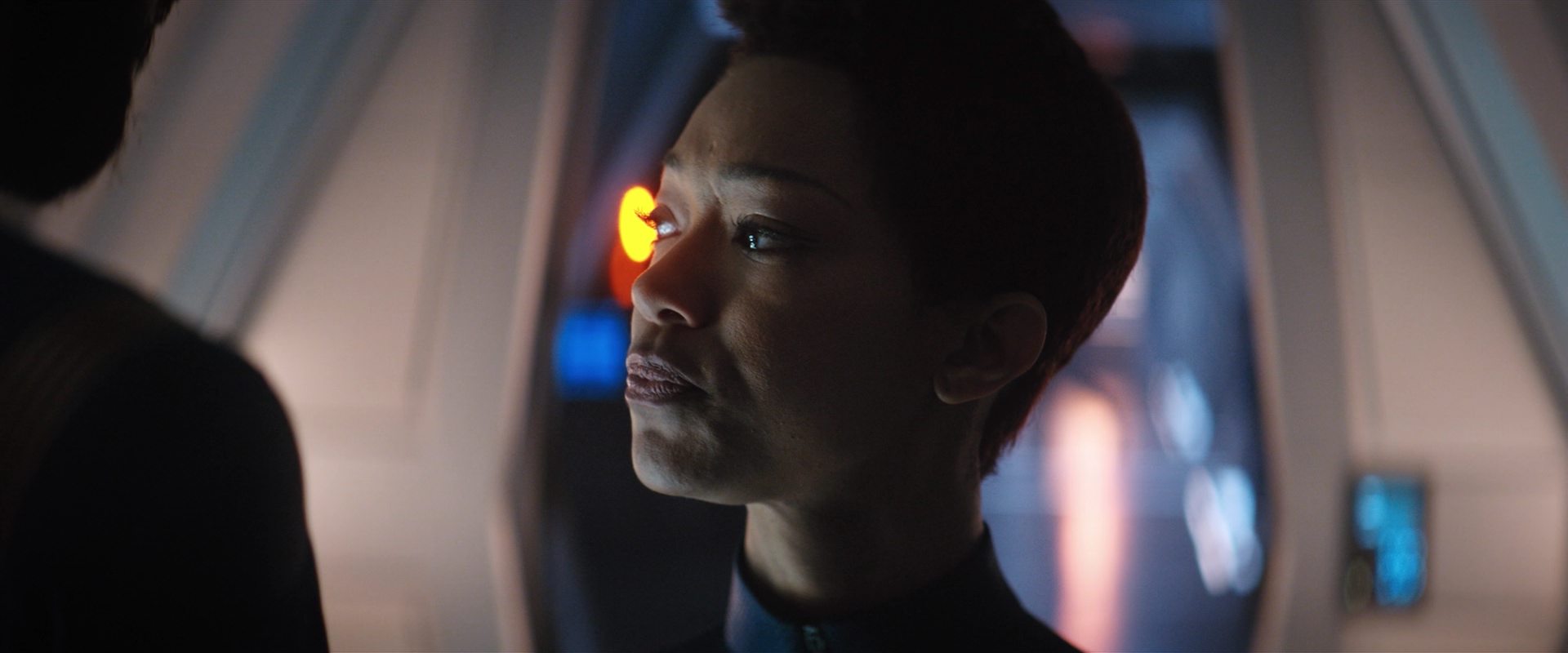 extant_StarTrekDiscovery_2x13-SuchSweetSorrowPart1_04385.jpg