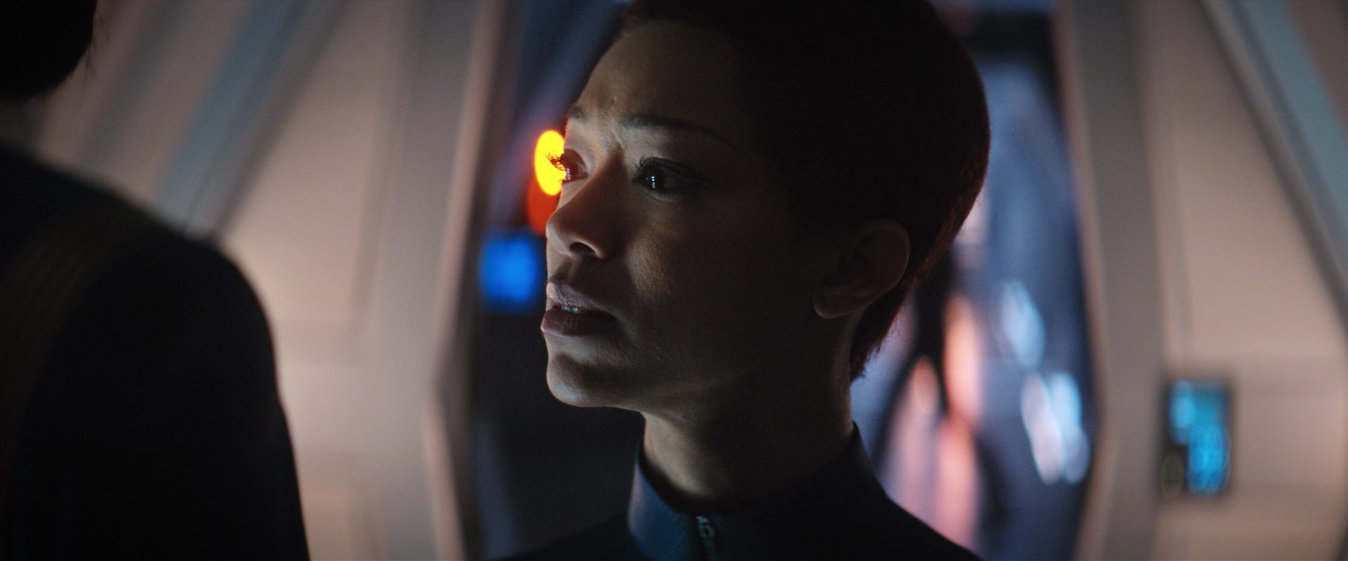 extant_StarTrekDiscovery_2x13-SuchSweetSorrowPart1_04389.jpg