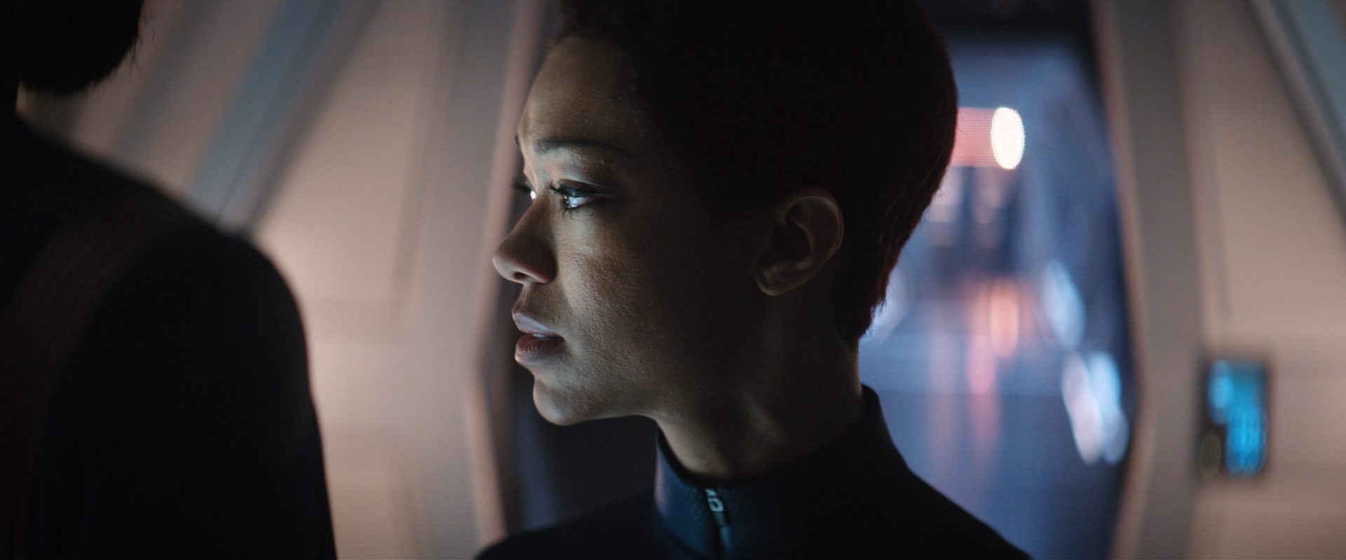 extant_StarTrekDiscovery_2x13-SuchSweetSorrowPart1_04394.jpg