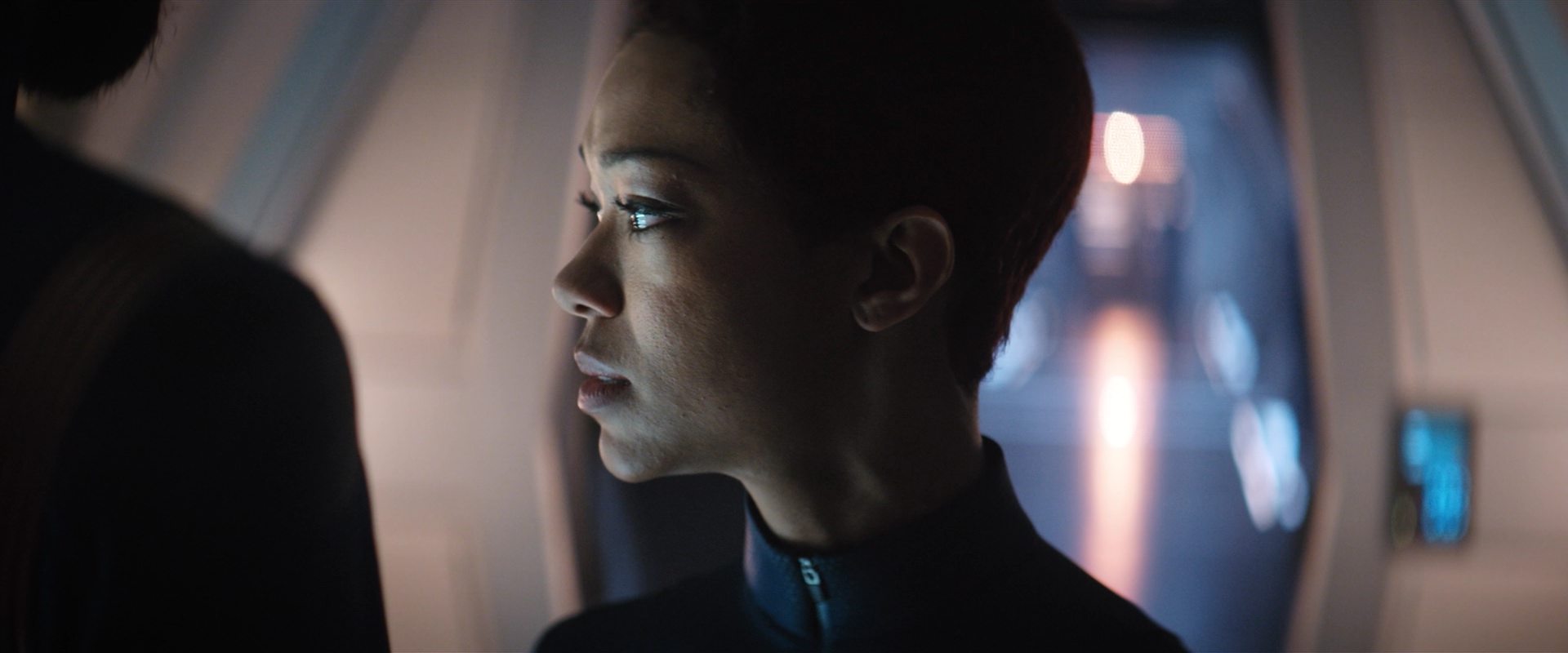 extant_StarTrekDiscovery_2x13-SuchSweetSorrowPart1_04395.jpg