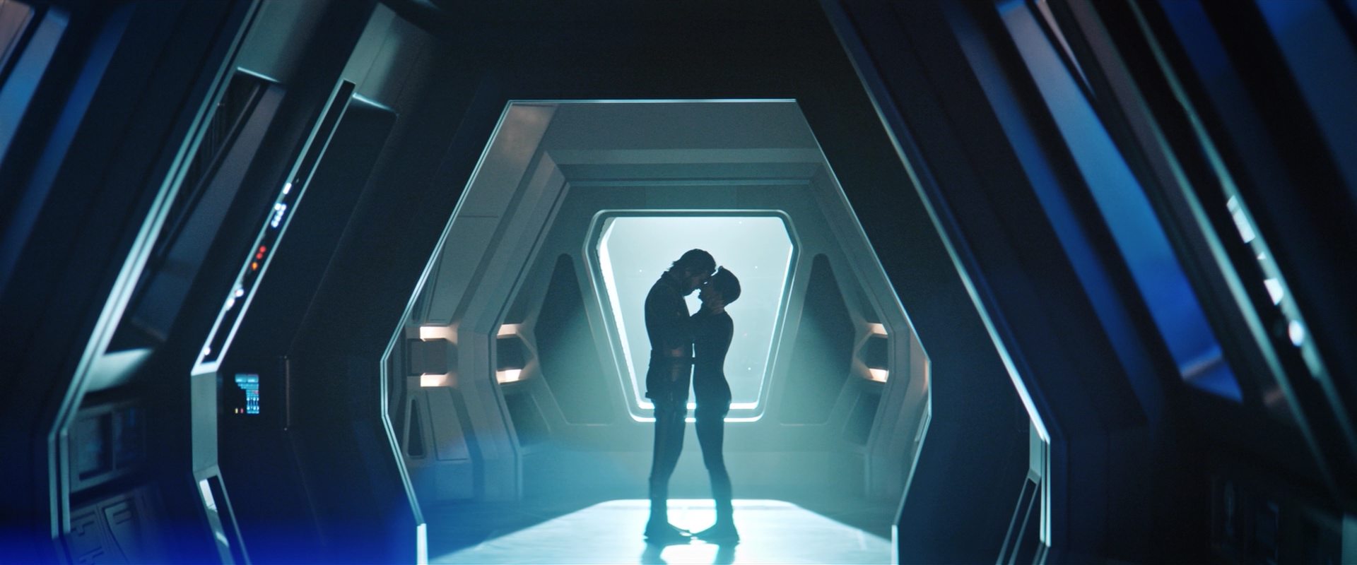 extant_StarTrekDiscovery_2x13-SuchSweetSorrowPart1_04438.jpg
