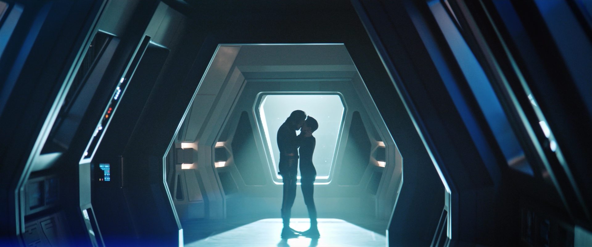 extant_StarTrekDiscovery_2x13-SuchSweetSorrowPart1_04441.jpg