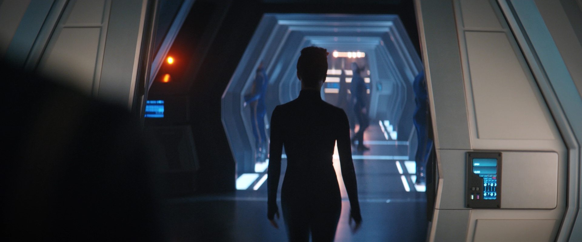 extant_StarTrekDiscovery_2x13-SuchSweetSorrowPart1_04458.jpg