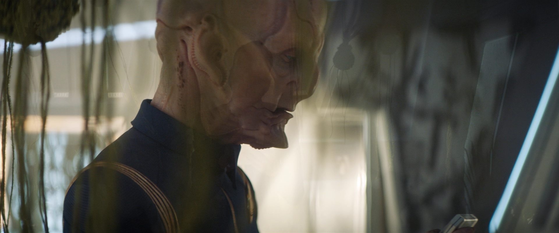 extant_StarTrekDiscovery_2x13-SuchSweetSorrowPart1_04487.jpg