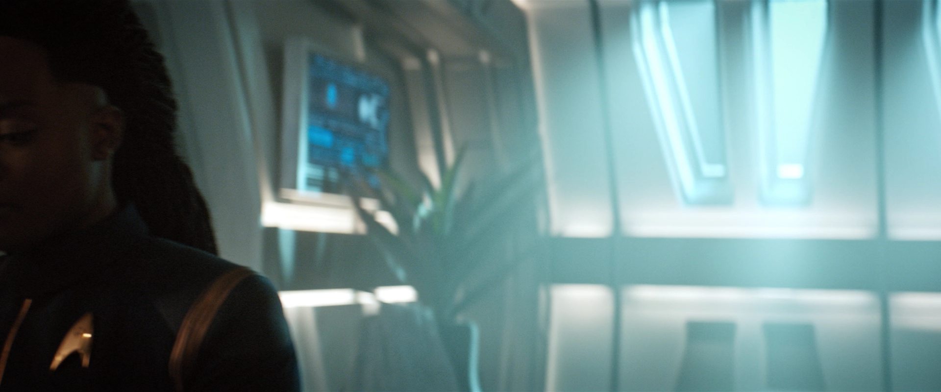 extant_StarTrekDiscovery_2x13-SuchSweetSorrowPart1_04545.jpg