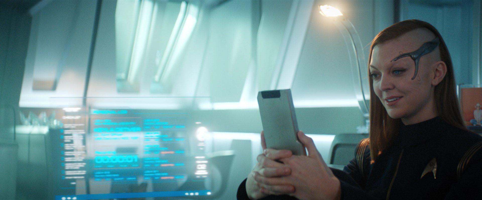 extant_StarTrekDiscovery_2x13-SuchSweetSorrowPart1_04581.jpg