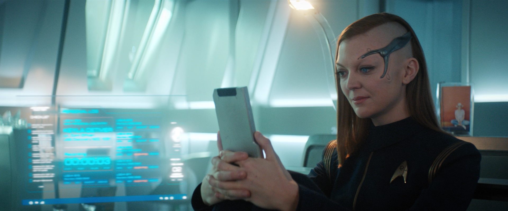 extant_StarTrekDiscovery_2x13-SuchSweetSorrowPart1_04584.jpg