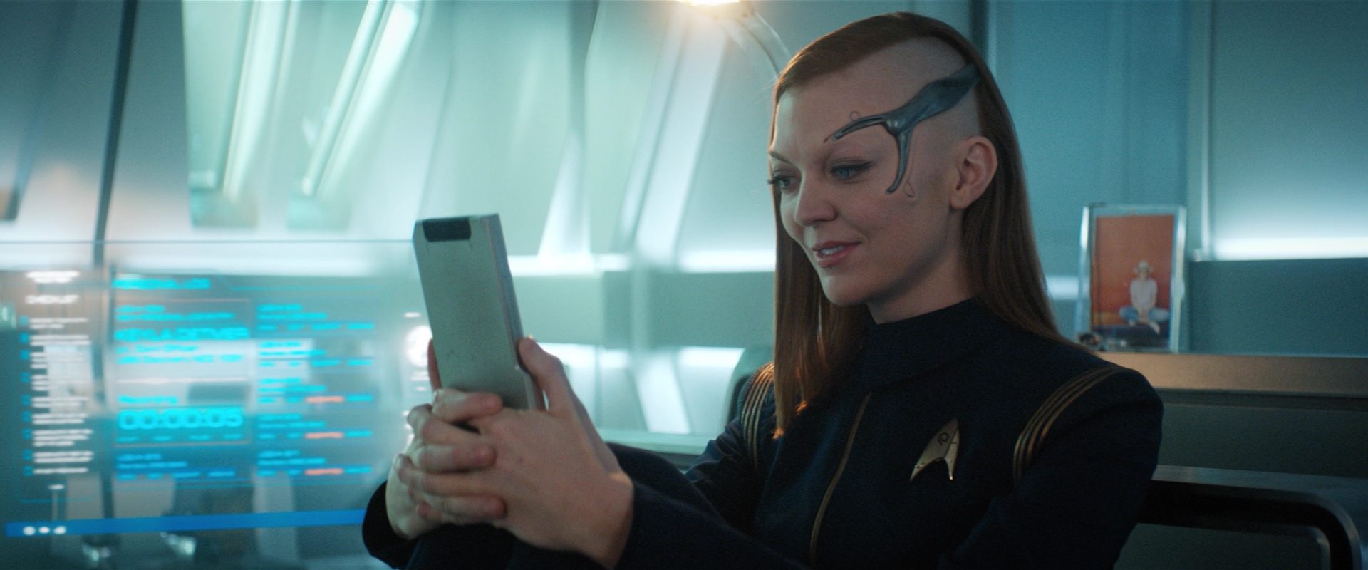extant_StarTrekDiscovery_2x13-SuchSweetSorrowPart1_04587.jpg