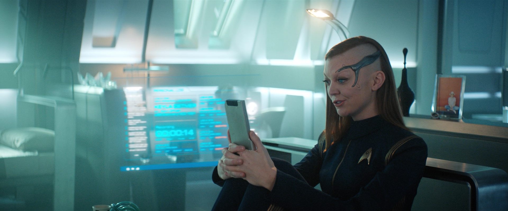extant_StarTrekDiscovery_2x13-SuchSweetSorrowPart1_04605.jpg