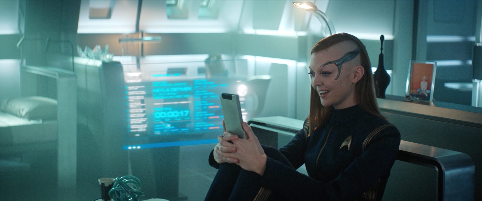 extant_StarTrekDiscovery_2x13-SuchSweetSorrowPart1_04611.jpg