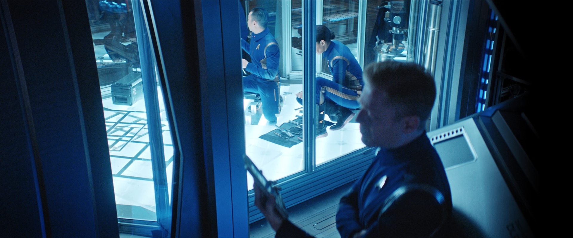 extant_StarTrekDiscovery_2x13-SuchSweetSorrowPart1_04623.jpg