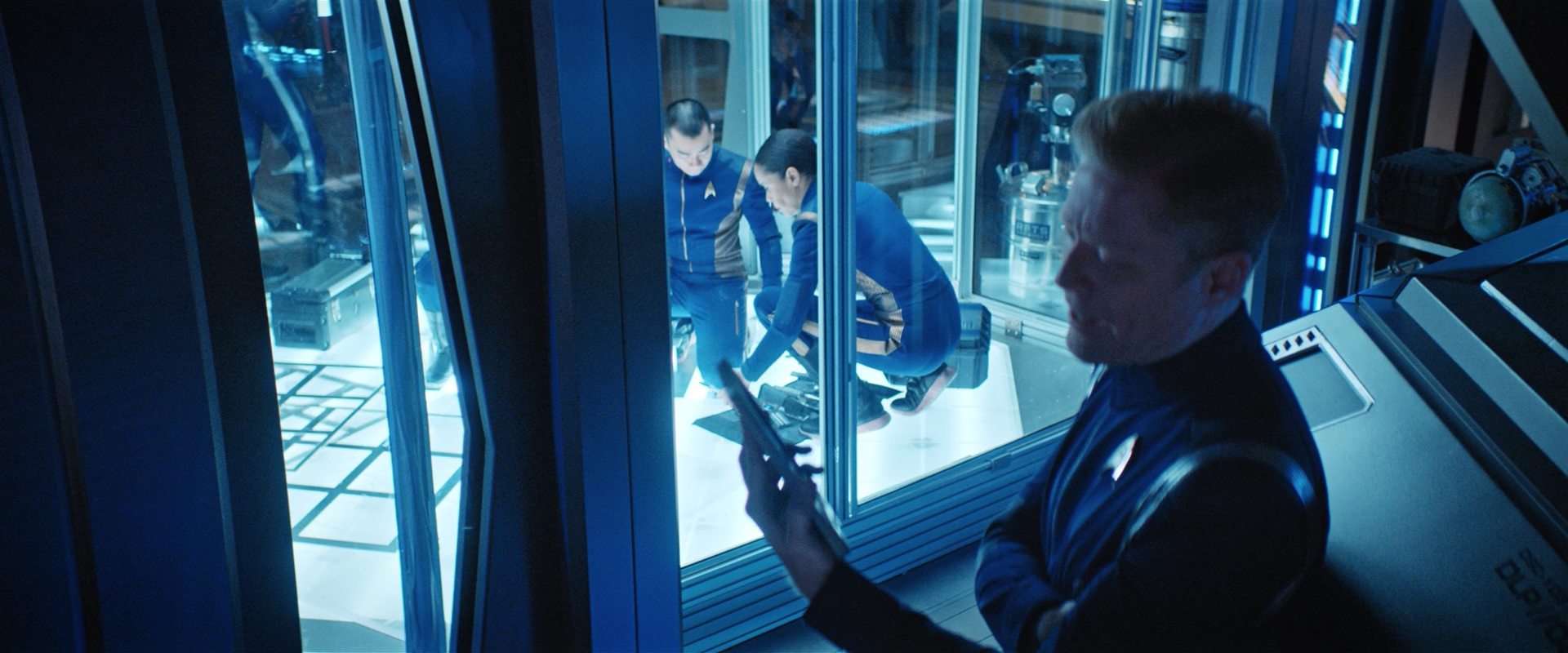 extant_StarTrekDiscovery_2x13-SuchSweetSorrowPart1_04626.jpg