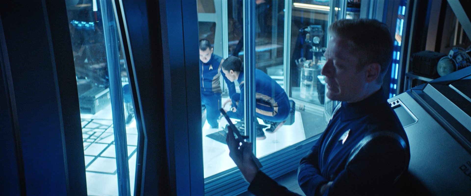 extant_StarTrekDiscovery_2x13-SuchSweetSorrowPart1_04627.jpg