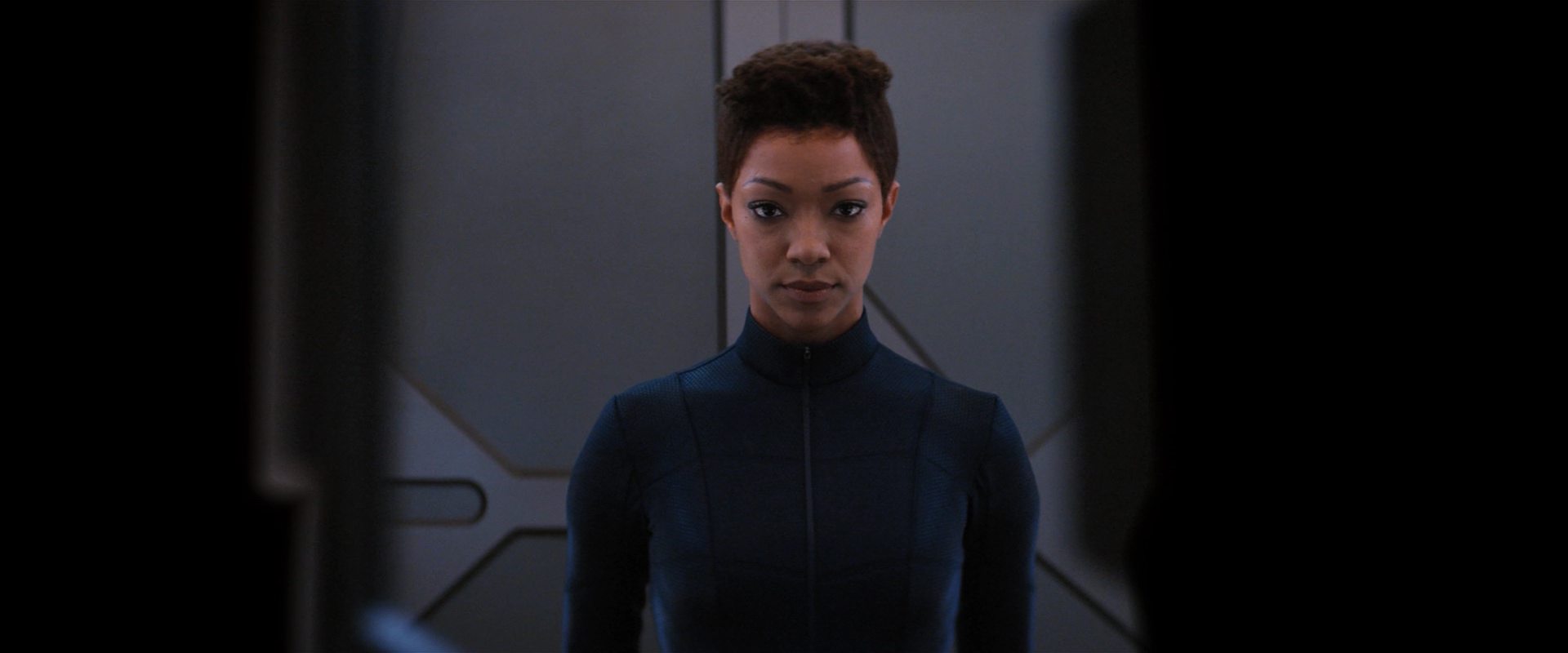 extant_StarTrekDiscovery_2x13-SuchSweetSorrowPart1_04669.jpg