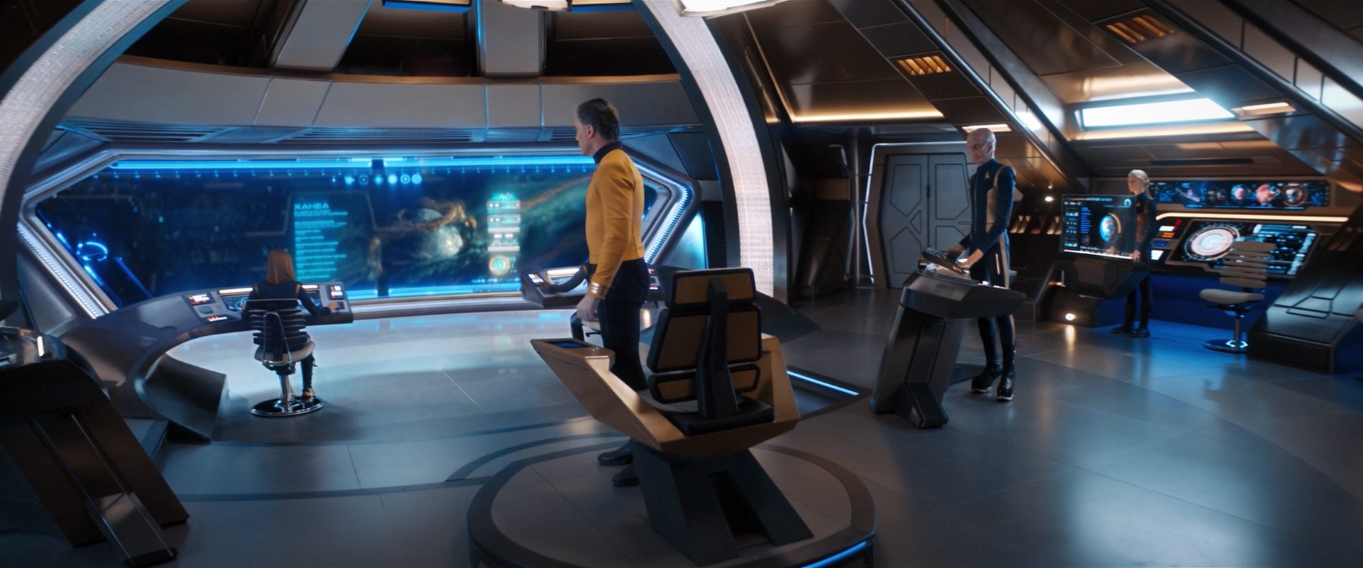 extant_StarTrekDiscovery_2x13-SuchSweetSorrowPart1_04690.jpg