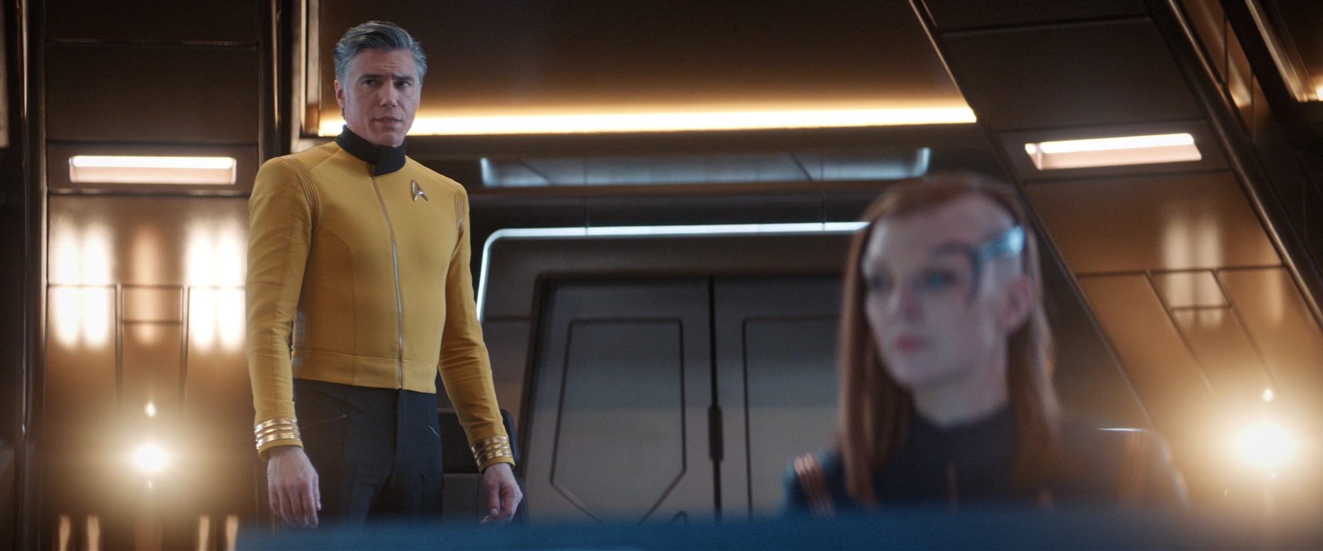 extant_StarTrekDiscovery_2x13-SuchSweetSorrowPart1_04696.jpg