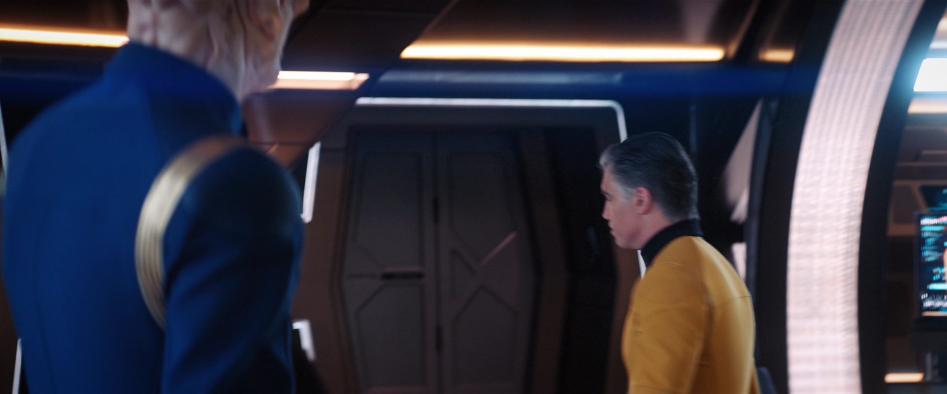 extant_StarTrekDiscovery_2x13-SuchSweetSorrowPart1_04716.jpg