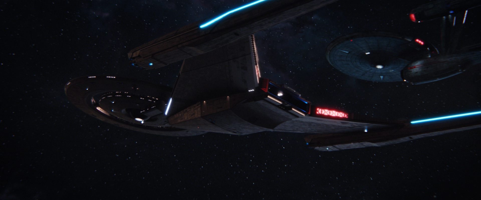 extant_StarTrekDiscovery_2x13-SuchSweetSorrowPart1_04790.jpg