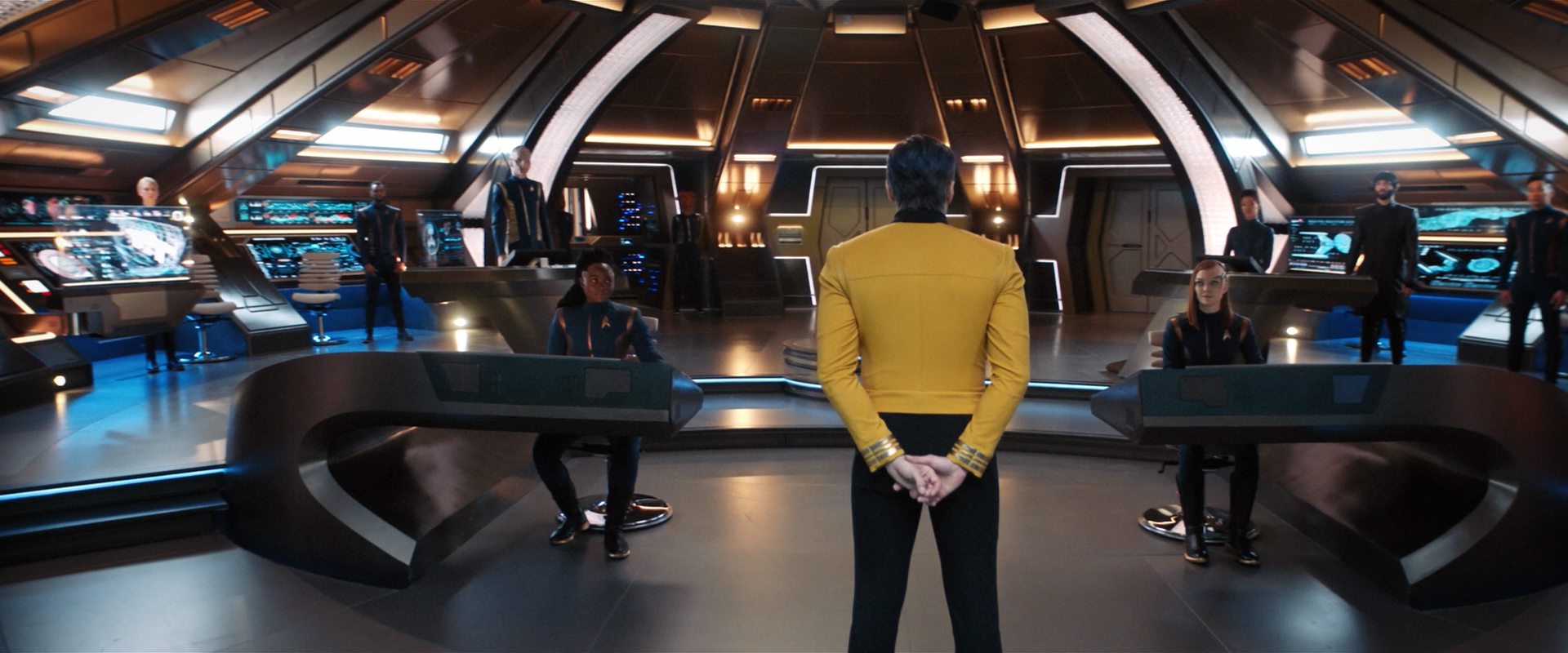 extant_StarTrekDiscovery_2x13-SuchSweetSorrowPart1_04807.jpg