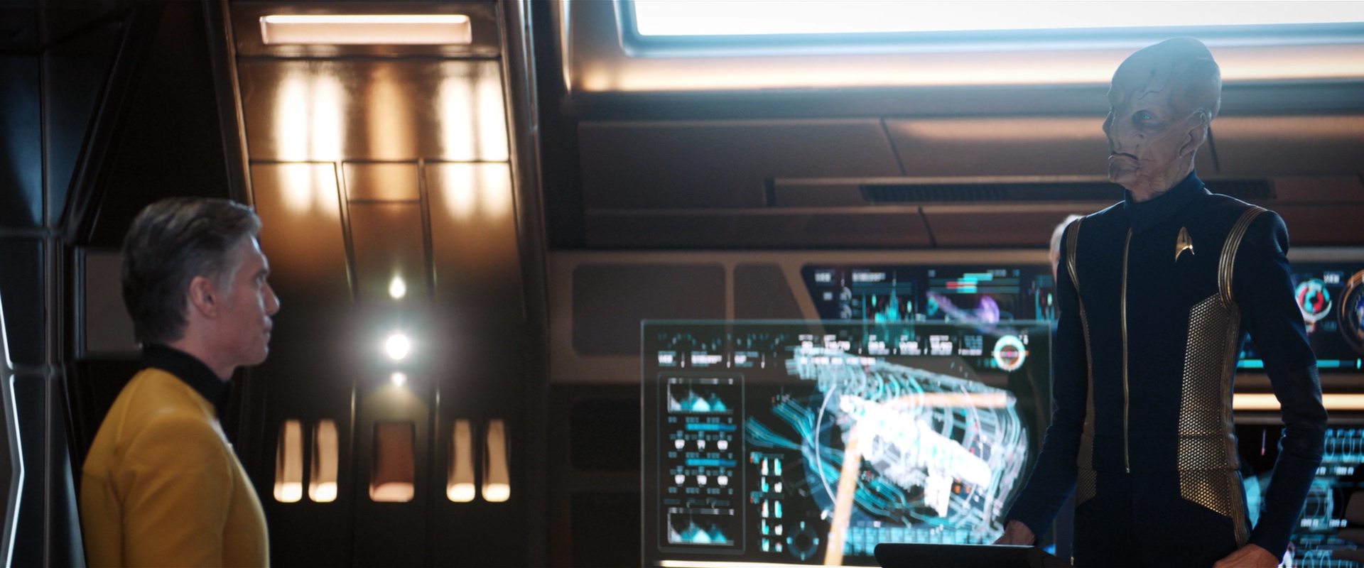 extant_StarTrekDiscovery_2x13-SuchSweetSorrowPart1_04859.jpg