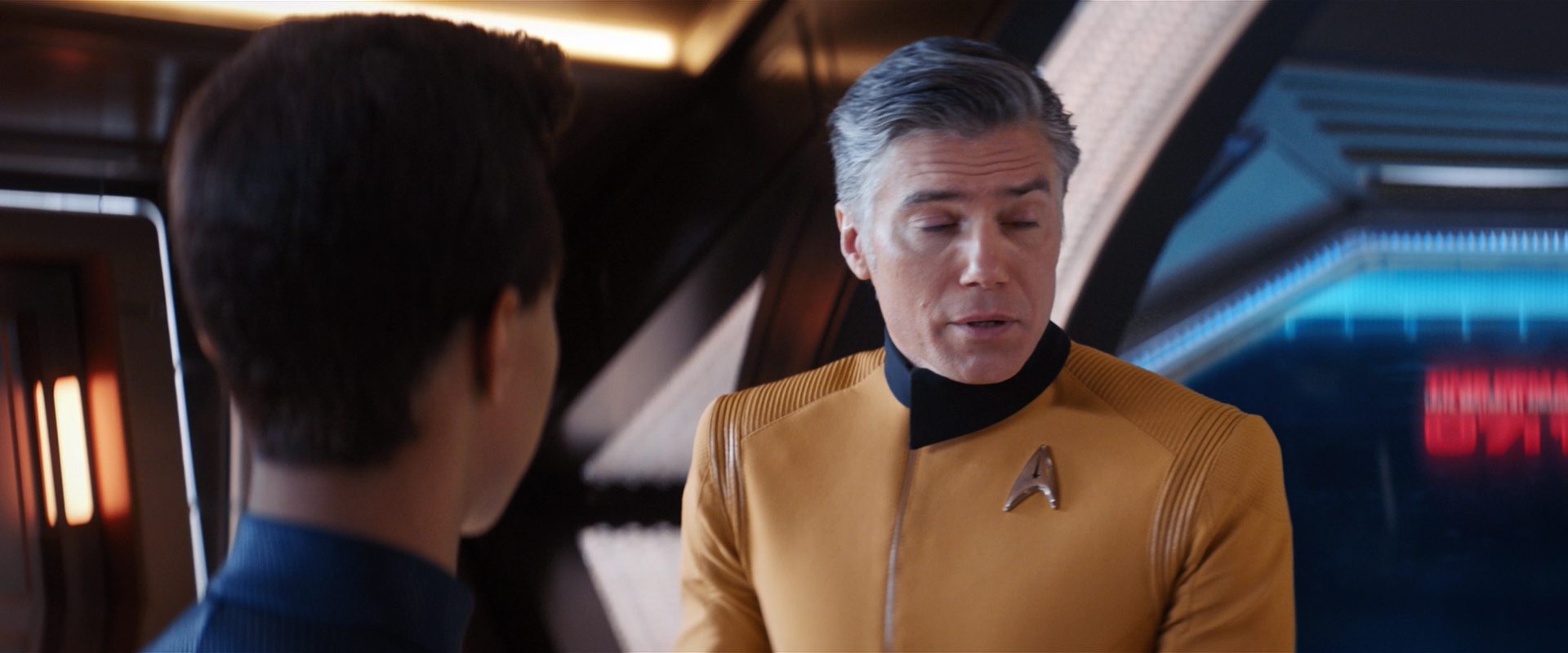 extant_StarTrekDiscovery_2x13-SuchSweetSorrowPart1_04965.jpg