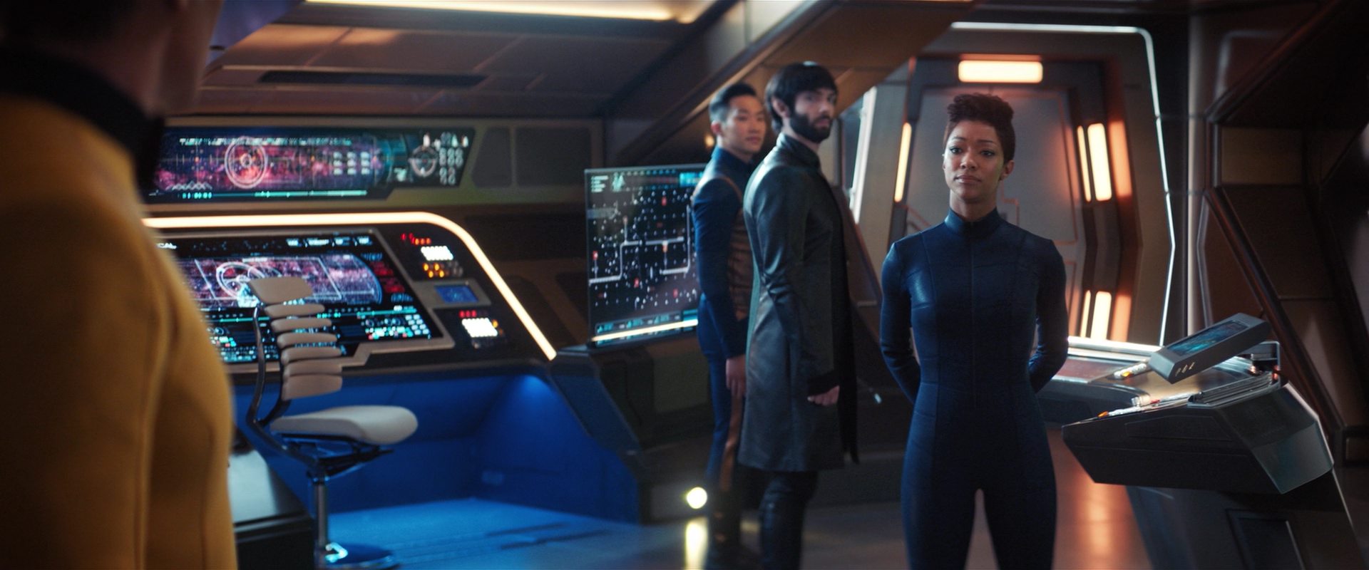 extant_StarTrekDiscovery_2x13-SuchSweetSorrowPart1_05074.jpg