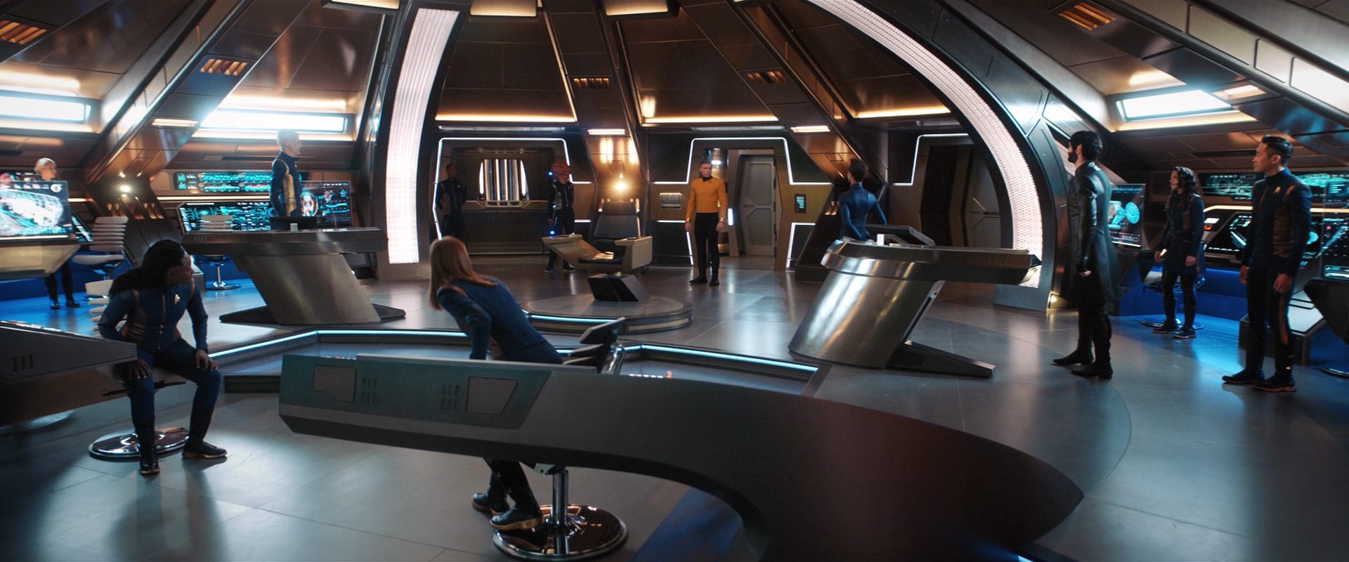 extant_StarTrekDiscovery_2x13-SuchSweetSorrowPart1_05078.jpg