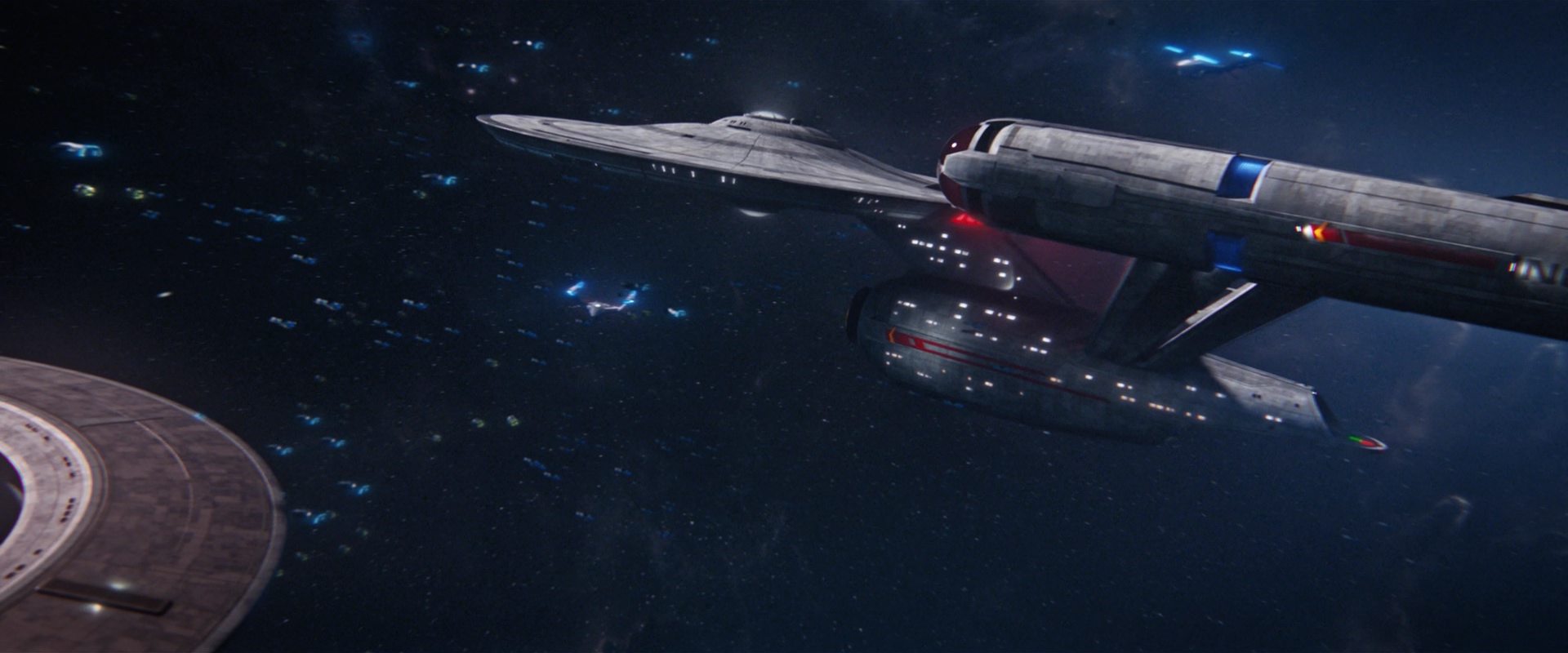 extant_StarTrekDiscovery_2x13-SuchSweetSorrowPart1_05481.jpg