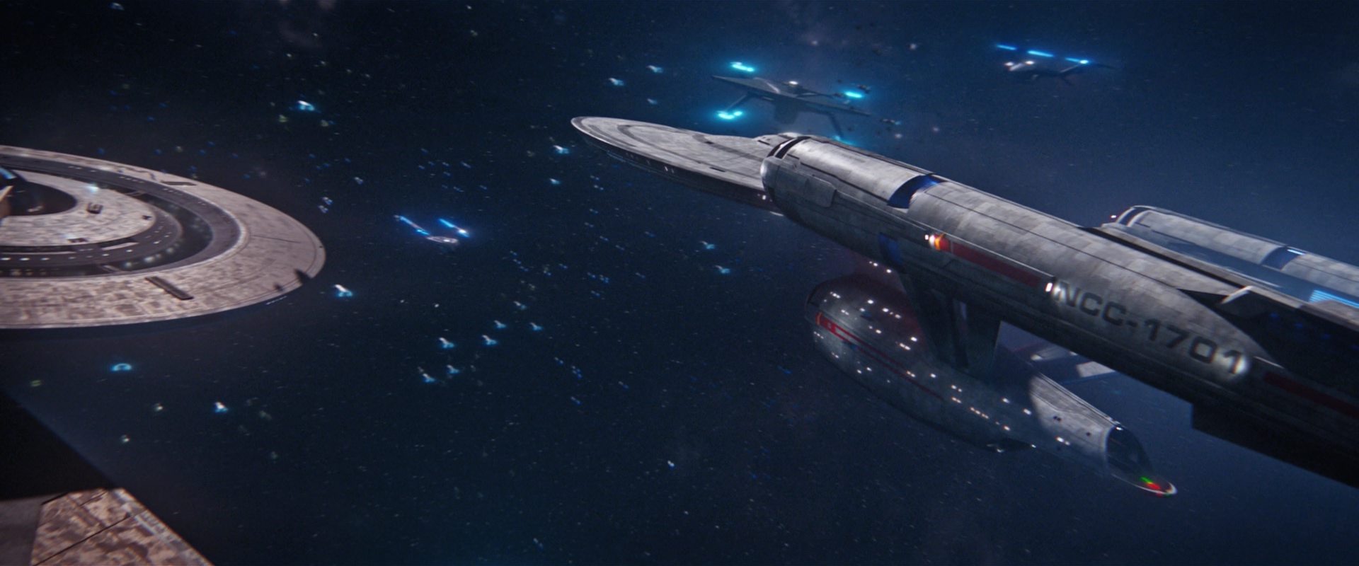 extant_StarTrekDiscovery_2x13-SuchSweetSorrowPart1_05487.jpg