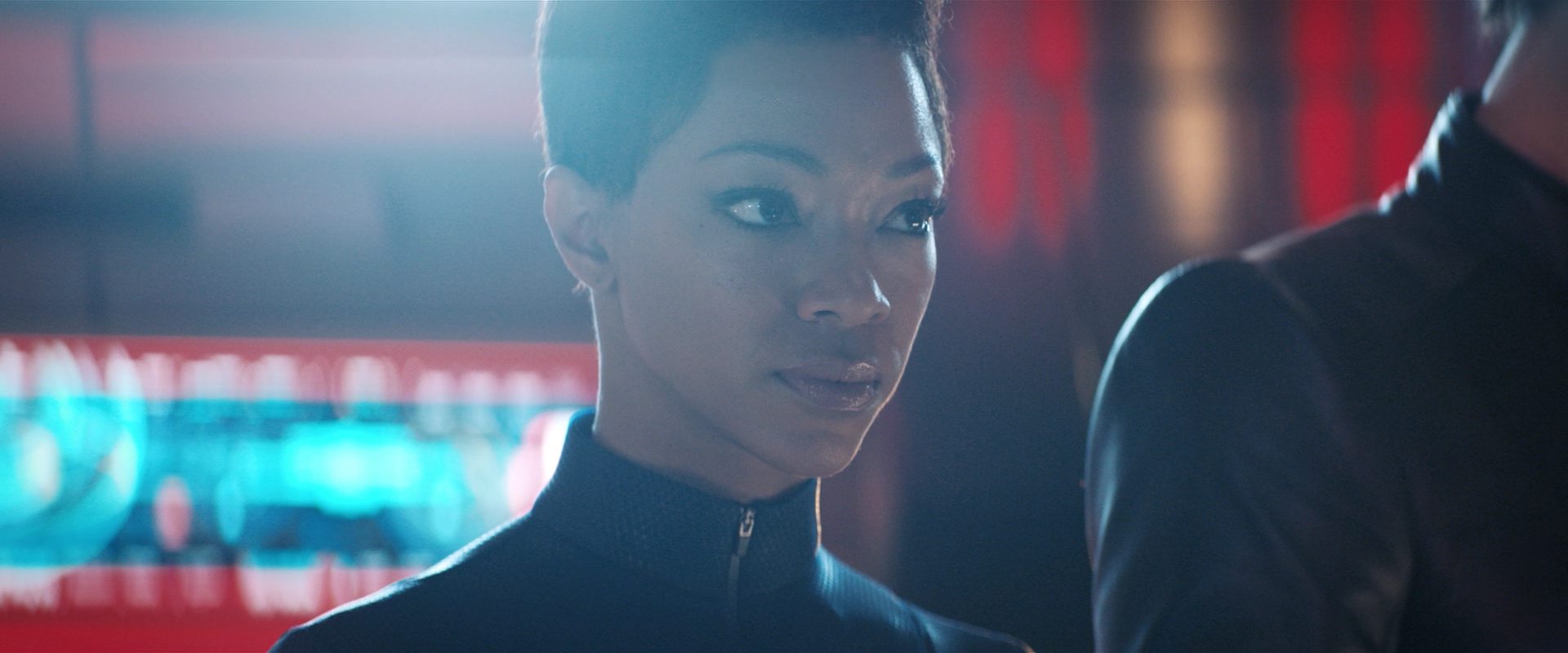 extant_StarTrekDiscovery_2x13-SuchSweetSorrowPart1_05526.jpg