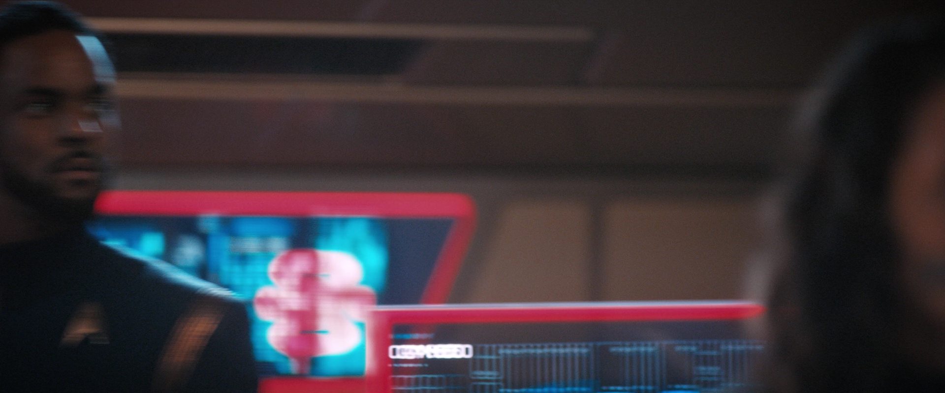 extant_StarTrekDiscovery_2x13-SuchSweetSorrowPart1_05566.jpg