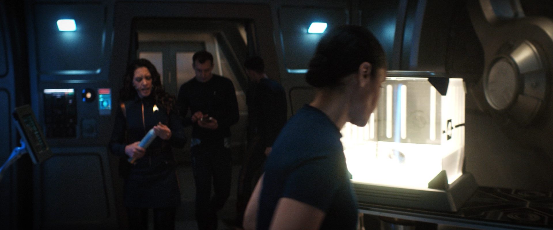 extant_StarTrekDiscovery_2x14-SuchSweetSorrowPart2_00396.jpg