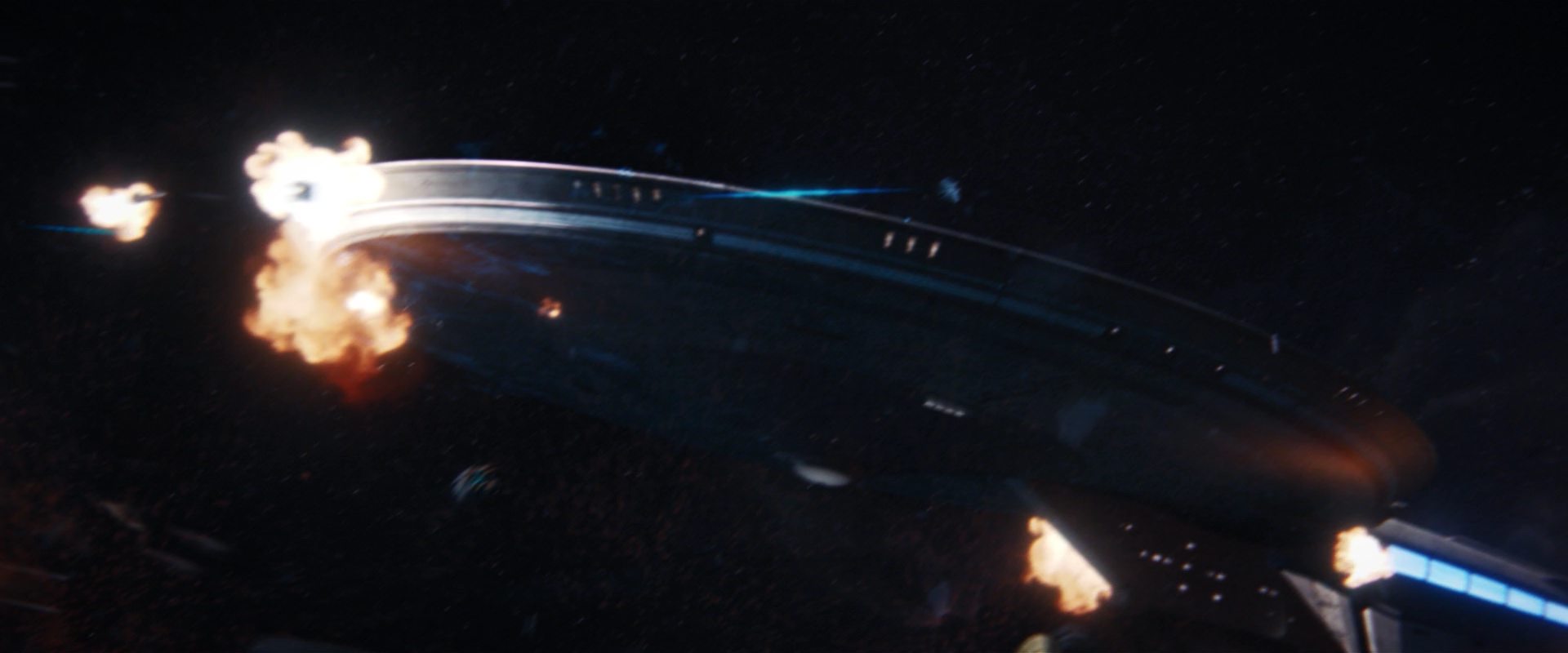 extant_StarTrekDiscovery_2x14-SuchSweetSorrowPart2_01053.jpg
