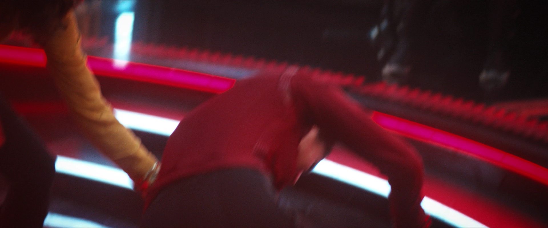 extant_StarTrekDiscovery_2x14-SuchSweetSorrowPart2_01063.jpg