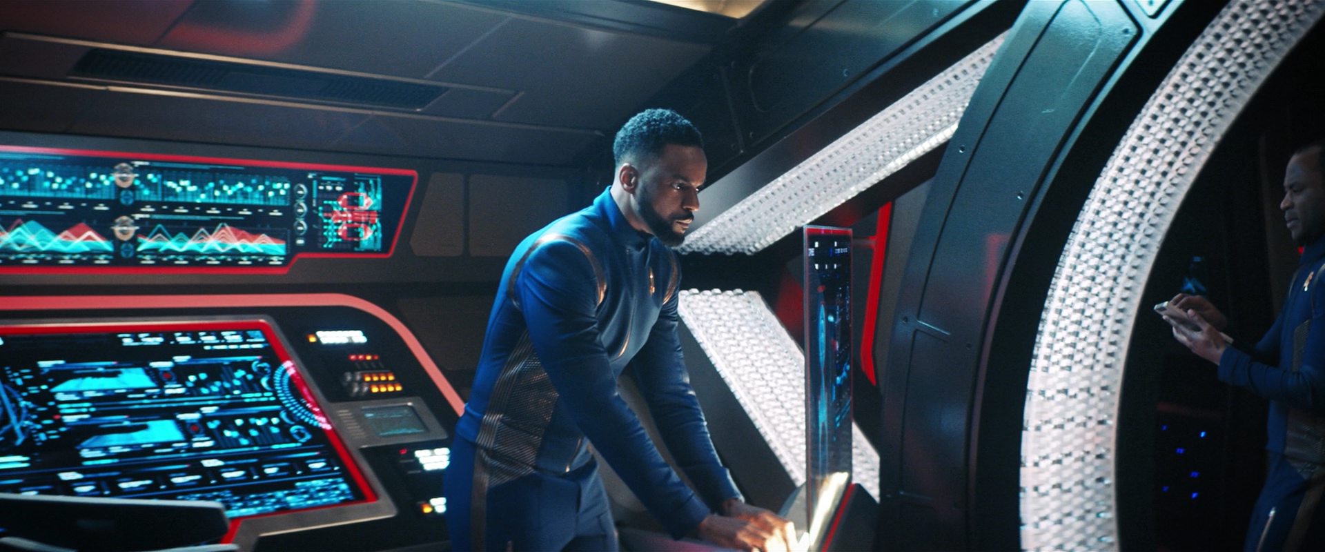 extant_StarTrekDiscovery_2x14-SuchSweetSorrowPart2_01081.jpg