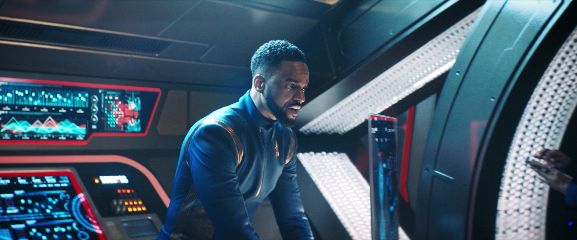 extant_StarTrekDiscovery_2x14-SuchSweetSorrowPart2_01082.jpg