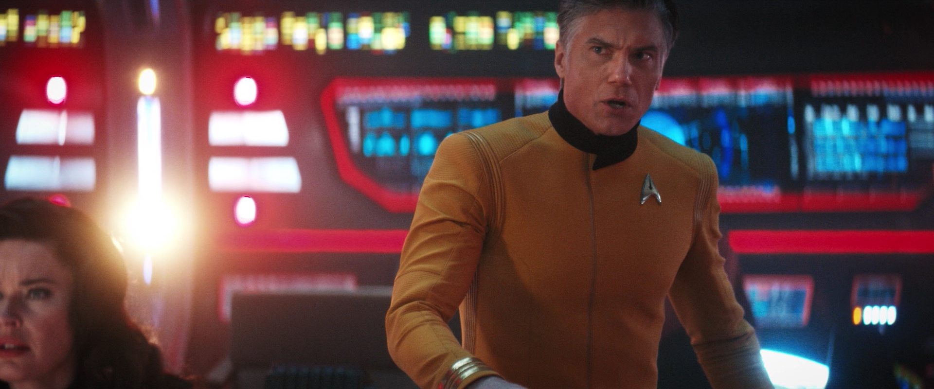 extant_StarTrekDiscovery_2x14-SuchSweetSorrowPart2_01175.jpg