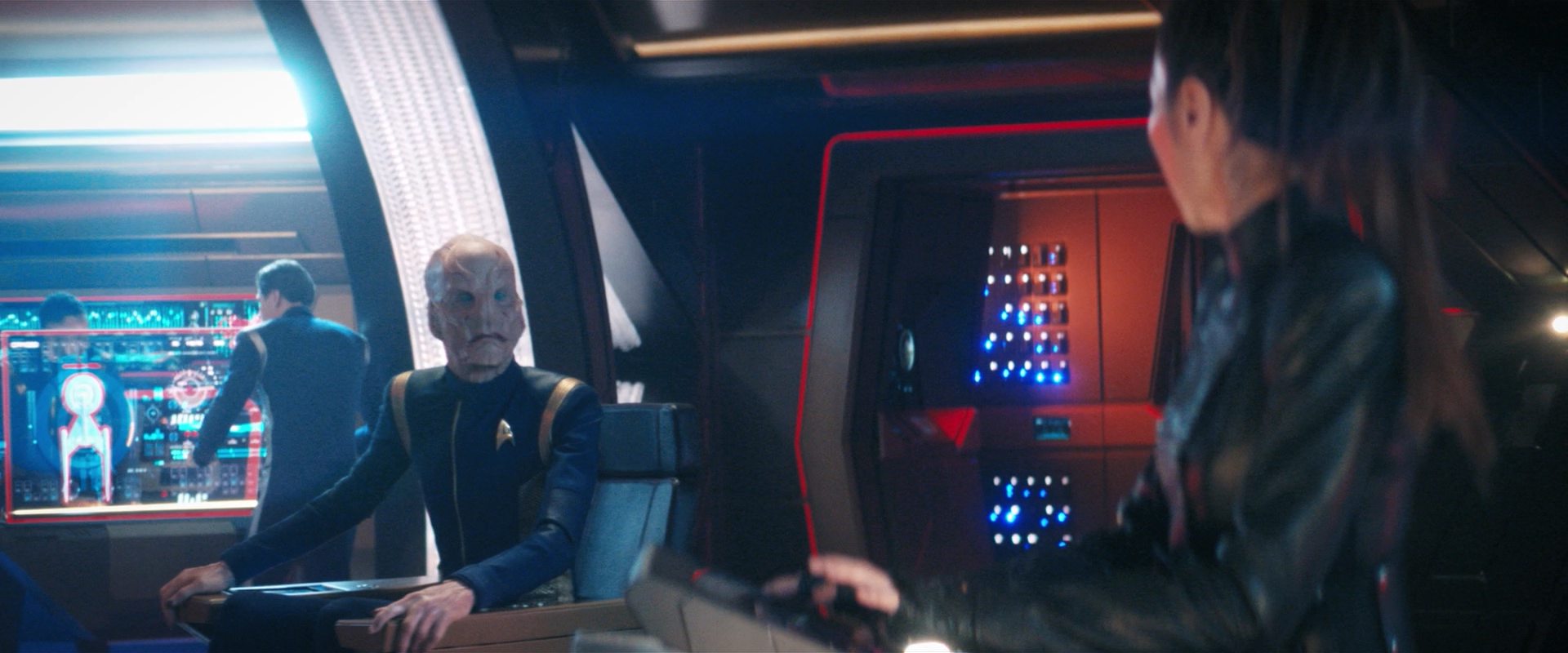 extant_StarTrekDiscovery_2x14-SuchSweetSorrowPart2_01300.jpg