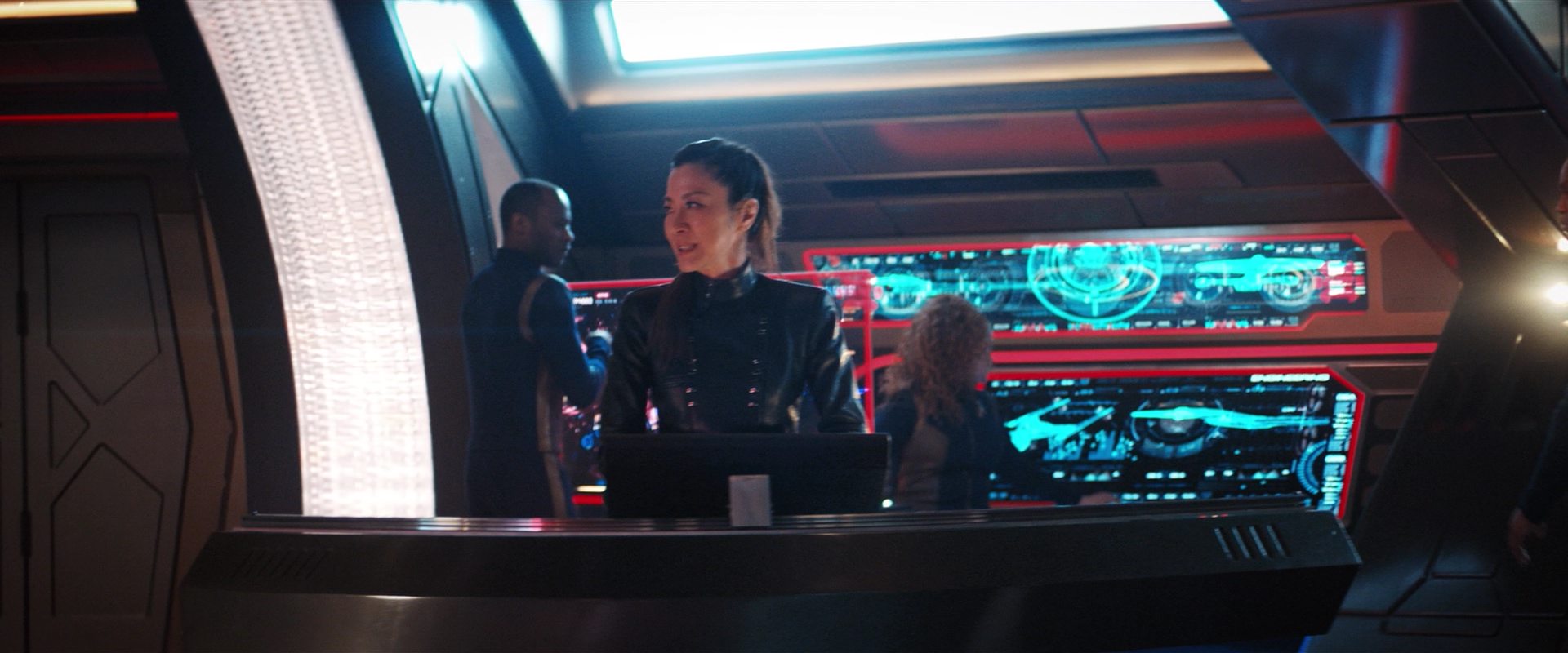 extant_StarTrekDiscovery_2x14-SuchSweetSorrowPart2_01321.jpg