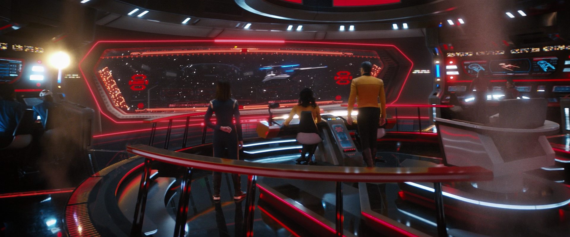 extant_StarTrekDiscovery_2x14-SuchSweetSorrowPart2_01432.jpg