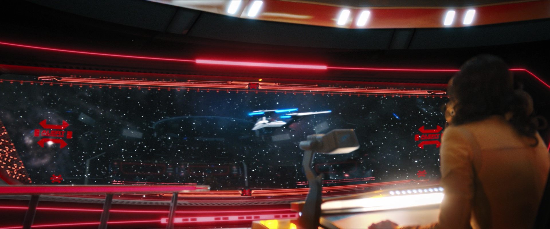 extant_StarTrekDiscovery_2x14-SuchSweetSorrowPart2_01459.jpg