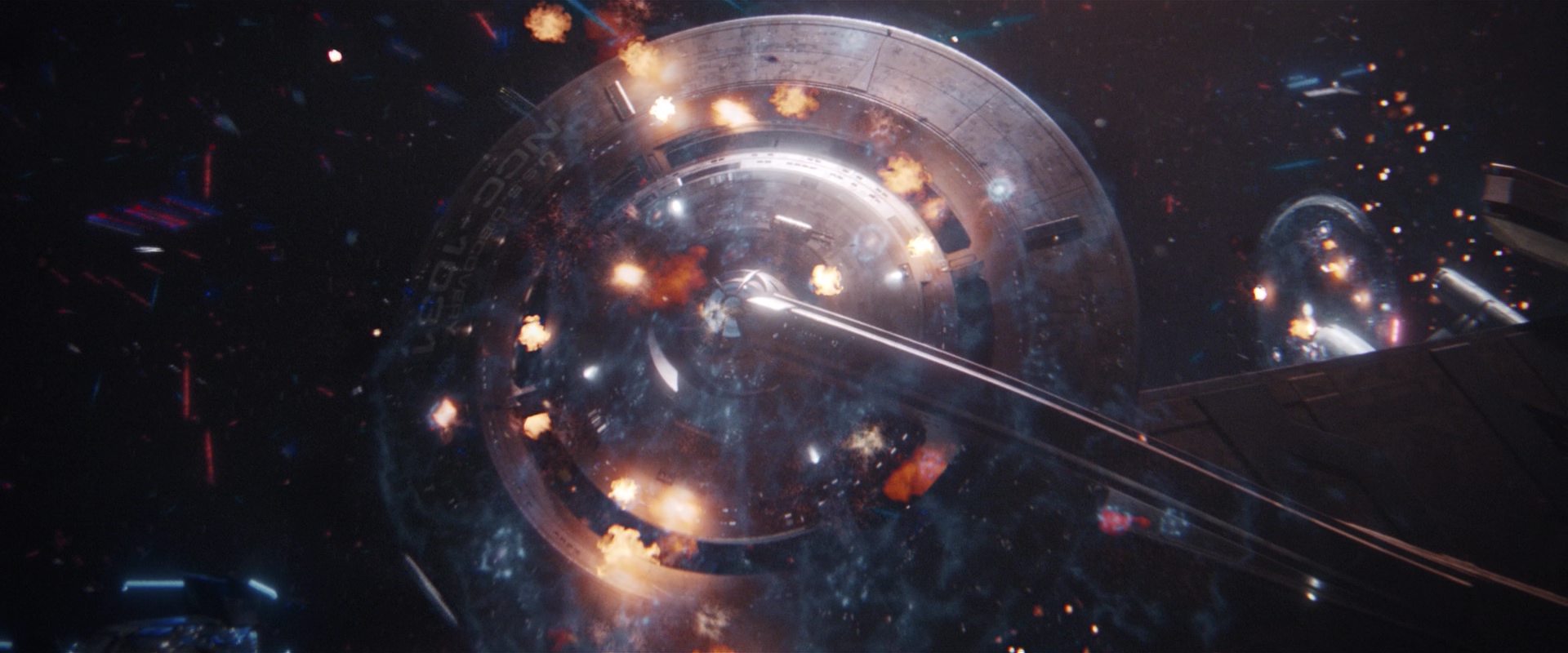 extant_StarTrekDiscovery_2x14-SuchSweetSorrowPart2_01515.jpg