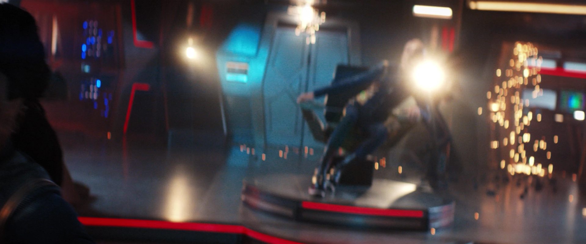 extant_StarTrekDiscovery_2x14-SuchSweetSorrowPart2_01529.jpg